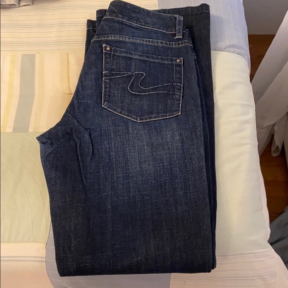 White House black market jeans - Picture 2 of 5